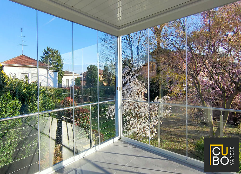 vetrate-scorrevoli-panoramiche-pergolato-in-alluminio